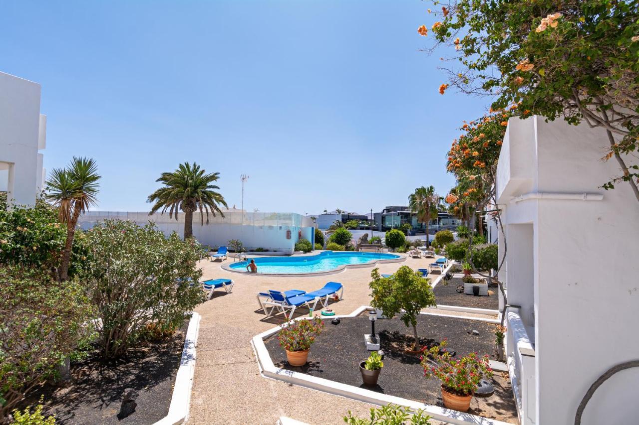 Apartment Oceanic Breeze Share Pool By Pvl Puerto del Carmen  Zewnętrze zdjęcie