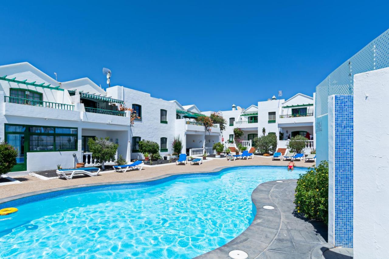 Apartment Oceanic Breeze Share Pool By Pvl Puerto del Carmen  Zewnętrze zdjęcie