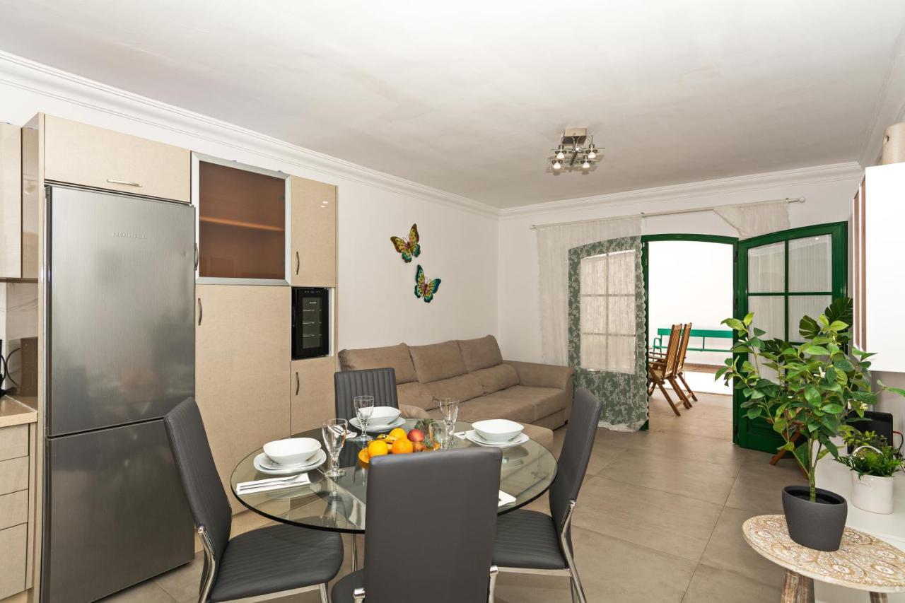 Apartment Oceanic Breeze Share Pool By Pvl Puerto del Carmen  Zewnętrze zdjęcie